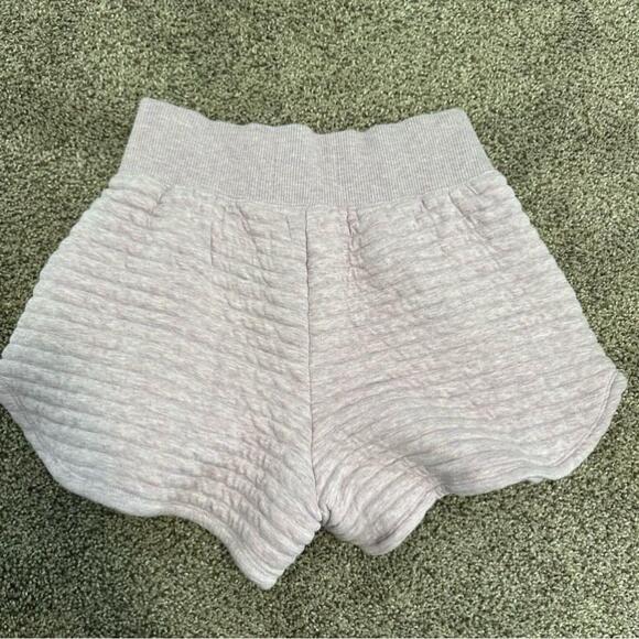 EVERLANE The Organic Cotton Quilted Short XS Heathered Orchid - Picture 14 of 14